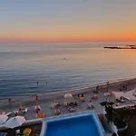 Daire Sea&sun&sand Luxury In *